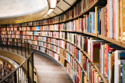 Opositar a Bibliotecas, una buena opción laboral